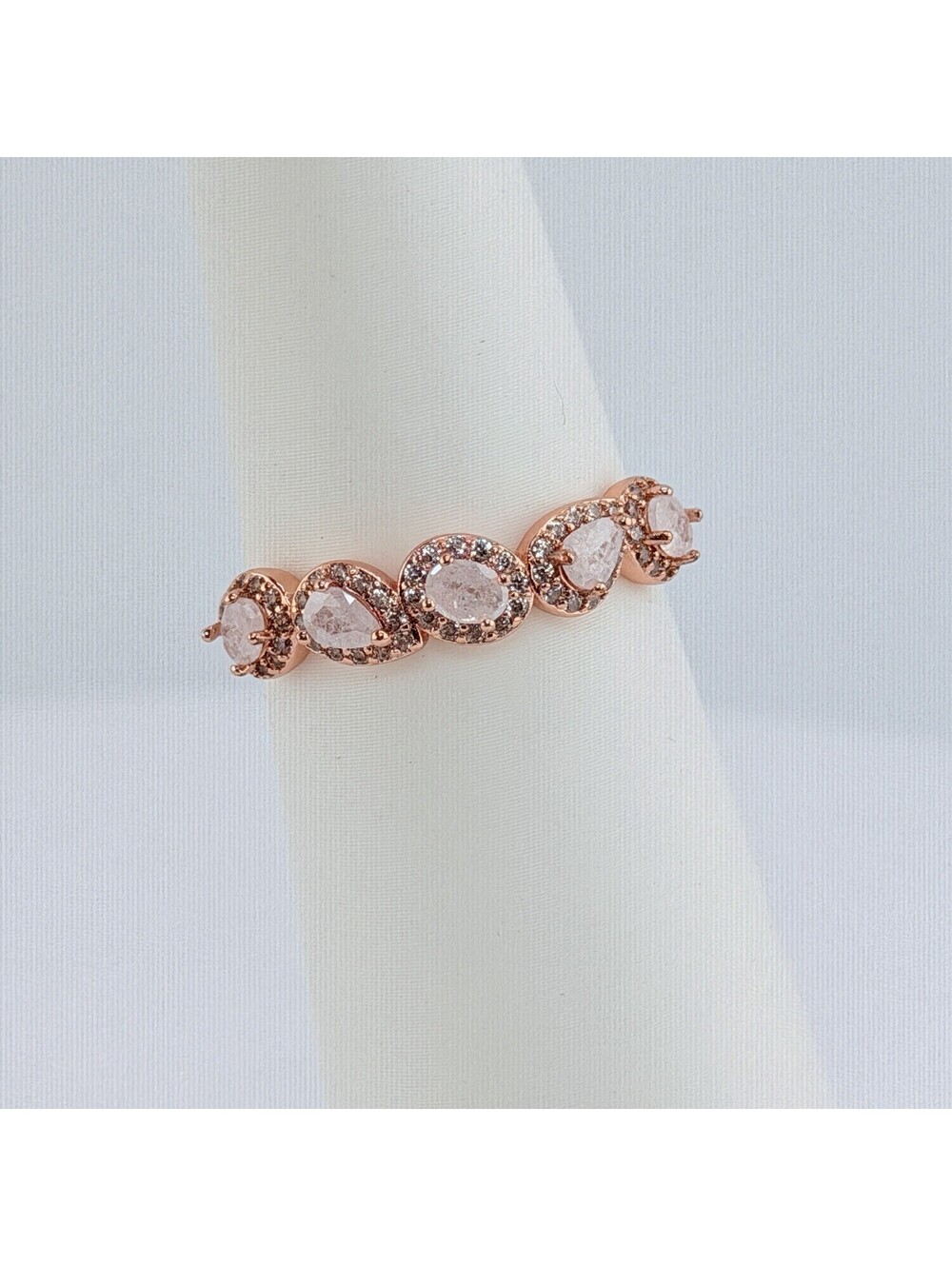 Bomb Party Sz 10 “Simple Kindness” RBP6571 White Ice Crystal on Rose Gold